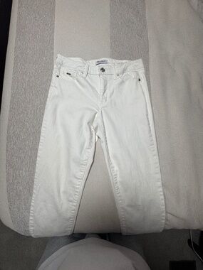 White Jeans- Nine West, size 4 skinny jeans